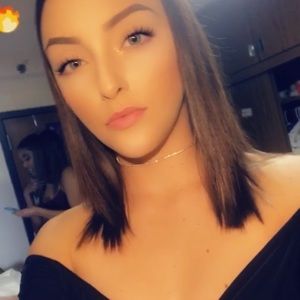 Meet your Posher, Paige